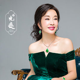 “刘晓庆”珠宝携手“红方设计”——打造东方底蕴的珠宝品牌形象