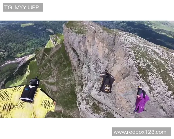 极限运动的心灵挑战：深入南京极限运动队的心理素质探讨与启示